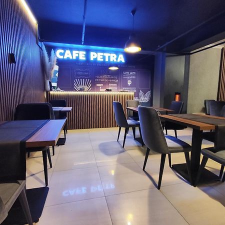 Petra Hotel Tuzla Istanbul Exterior photo