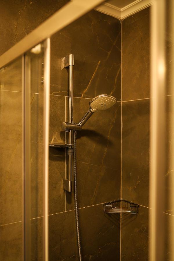 Petra Hotel Tuzla Istanbul Exterior photo
